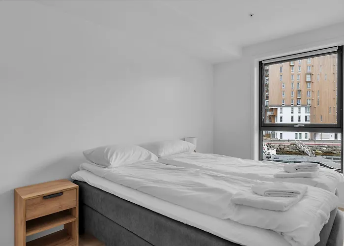 Northstay - Nyholmen Sea Front, Ocean & Mountain Views, Sleeps 6 Appartement