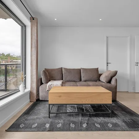 Apartment Northstay - Nyholmen Sea Front, Ocean & Mountain Views, Sleeps 6